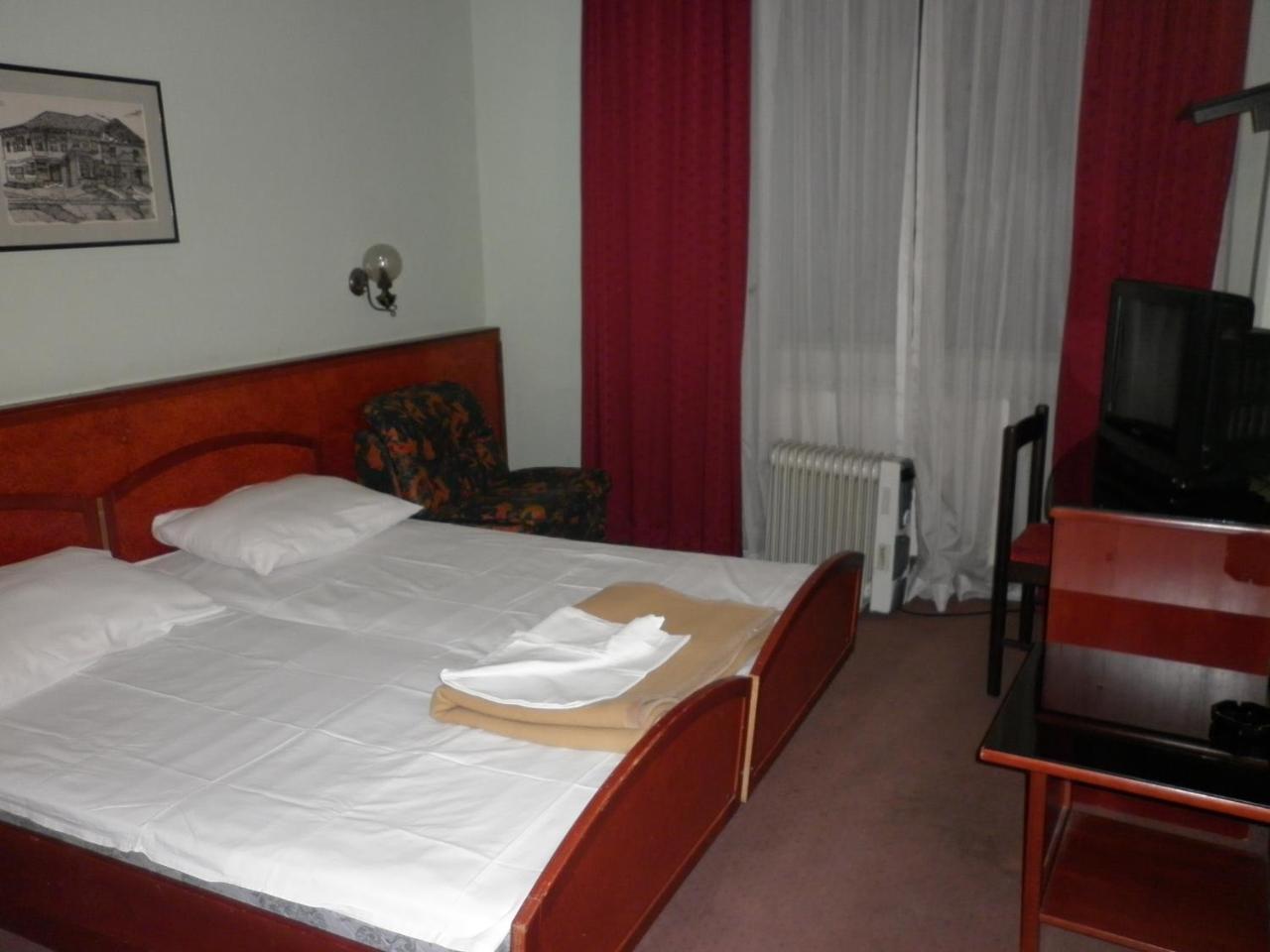 Hotel Vodno Skopje Buitenkant foto