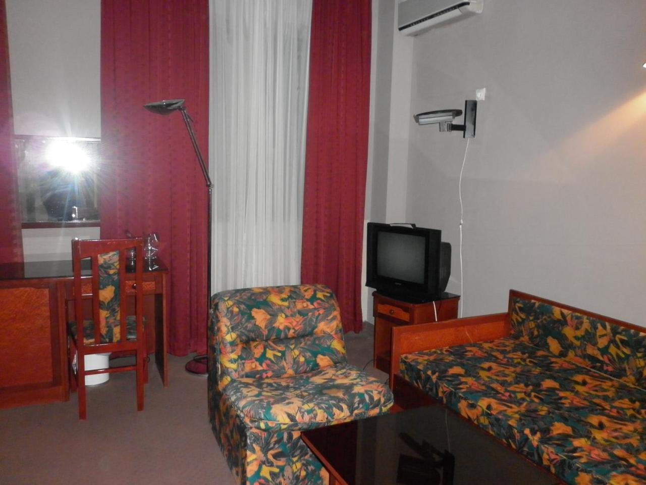 Hotel Vodno Skopje Buitenkant foto